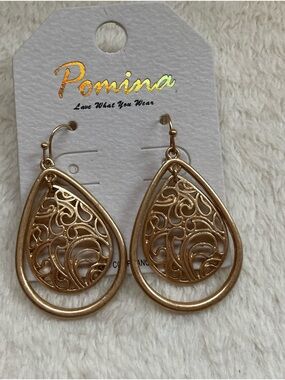 Pomina Gold Filigree Teardrop Dangle Earrings
